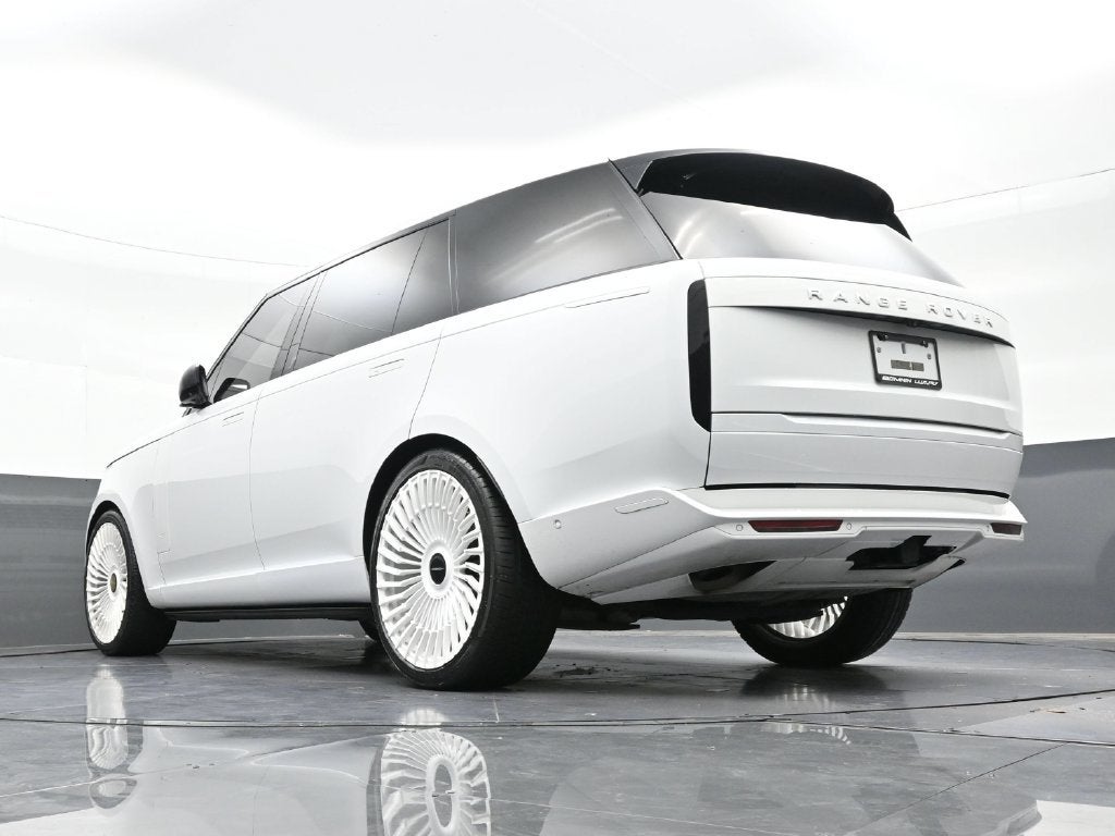 2024 Land Rover Range Rover SE