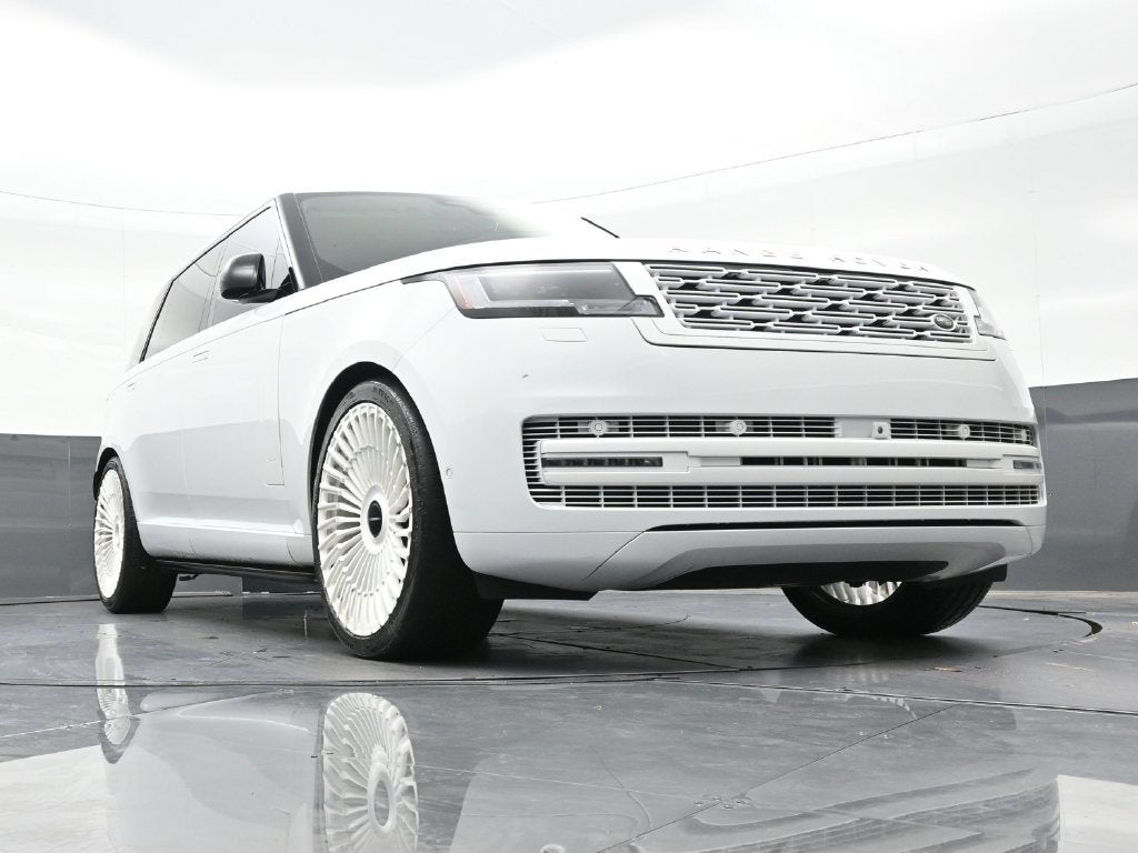 2024 Land Rover Range Rover SE