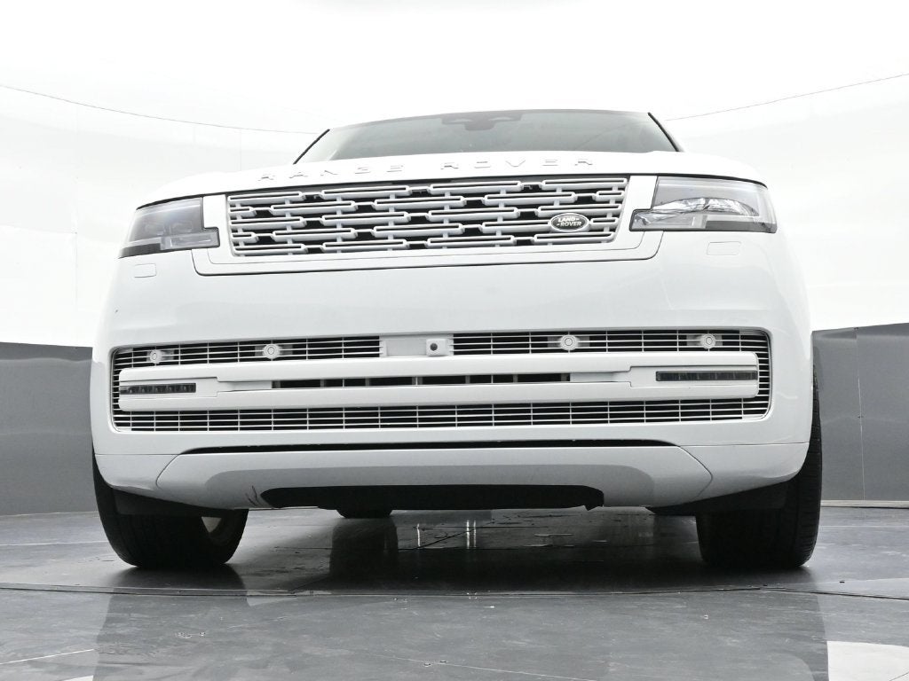 2024 Land Rover Range Rover SE