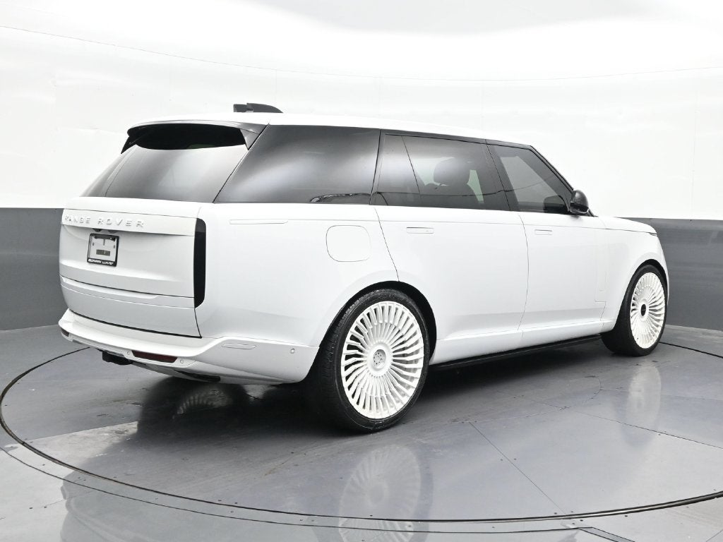 2024 Land Rover Range Rover SE