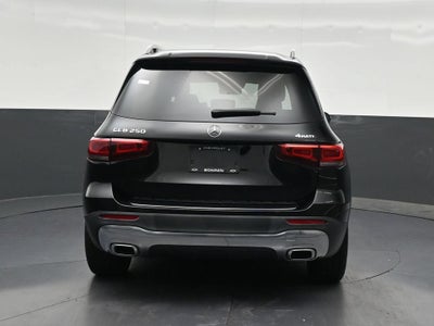 2022 Mercedes-Benz GLB 250 4MATIC®