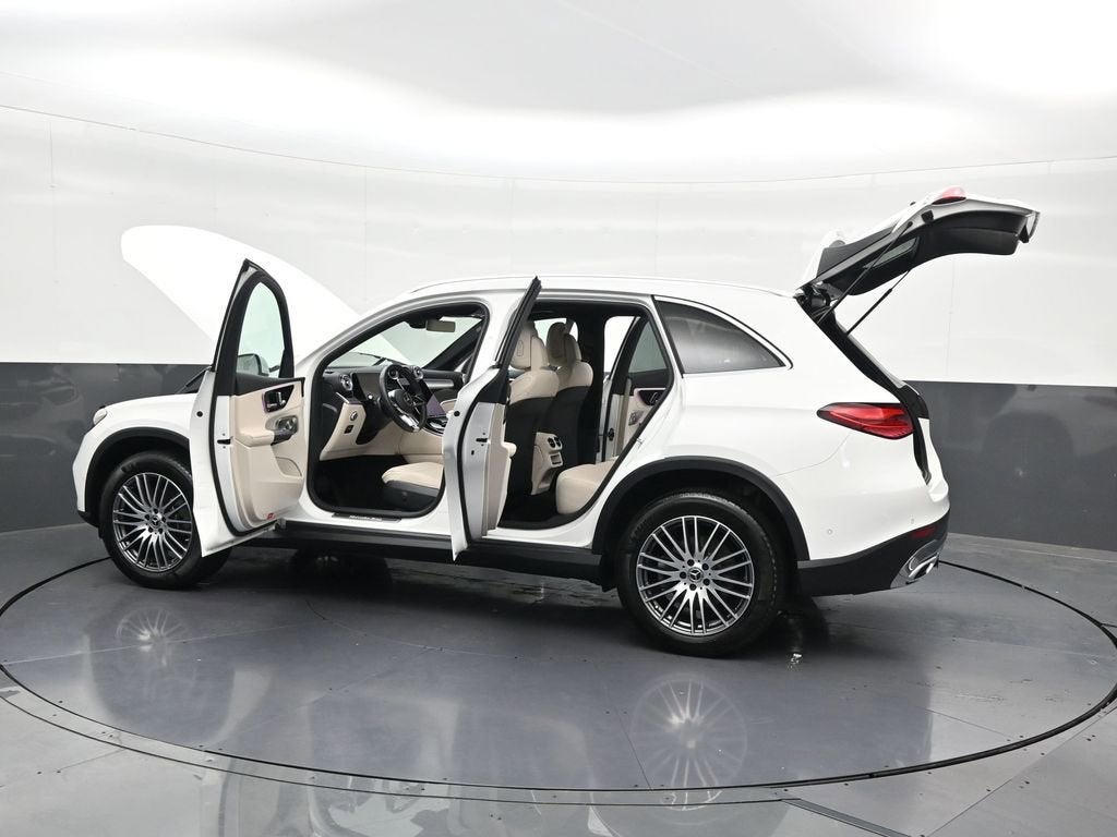 2025 Mercedes-Benz GLC GLC 300