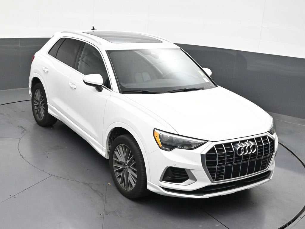 2022 Audi Q3 Premium 40 TFSI quattro Tiptronic