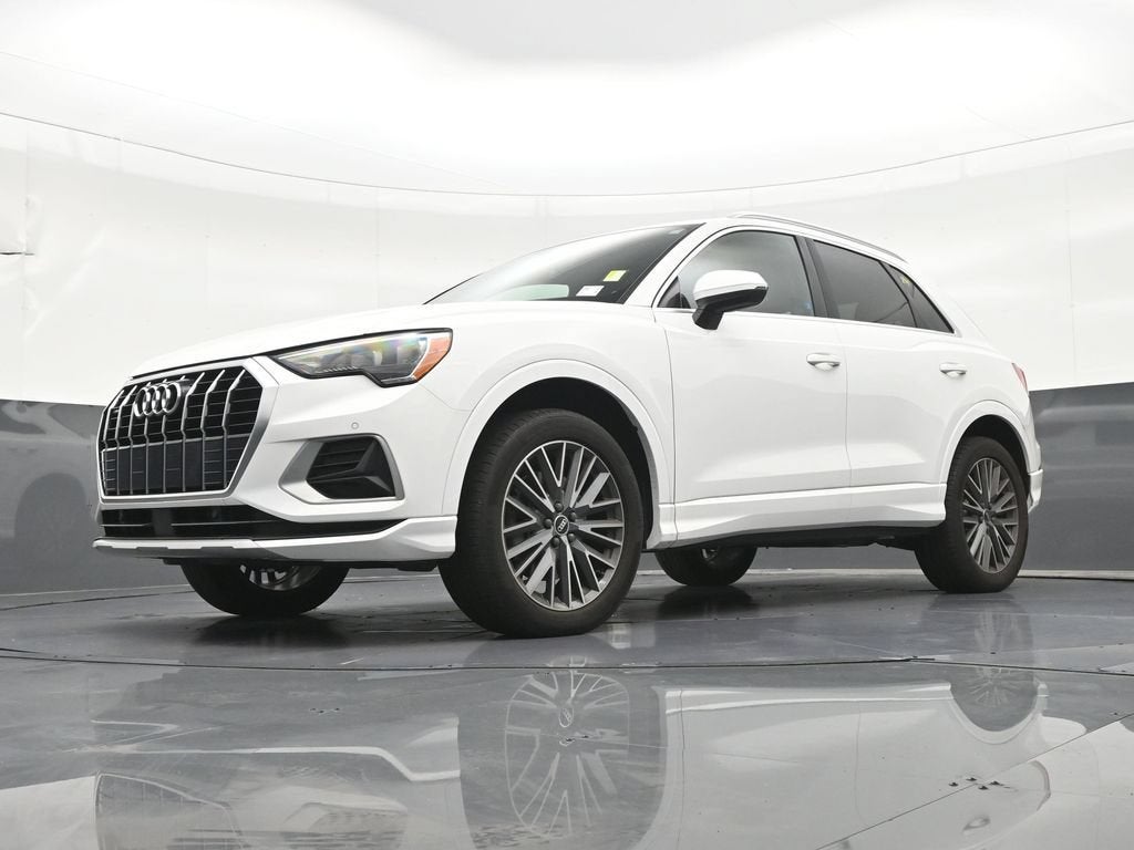 2022 Audi Q3 Premium 40 TFSI quattro Tiptronic