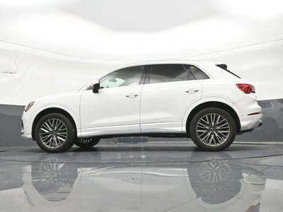 2022 Audi Q3 Premium 40 TFSI quattro Tiptronic