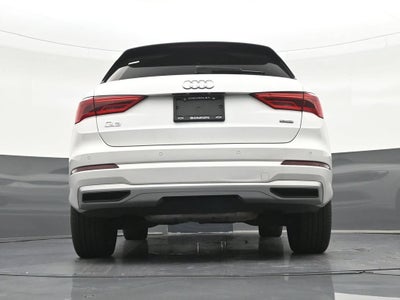2022 Audi Q3 Premium 40 TFSI quattro Tiptronic