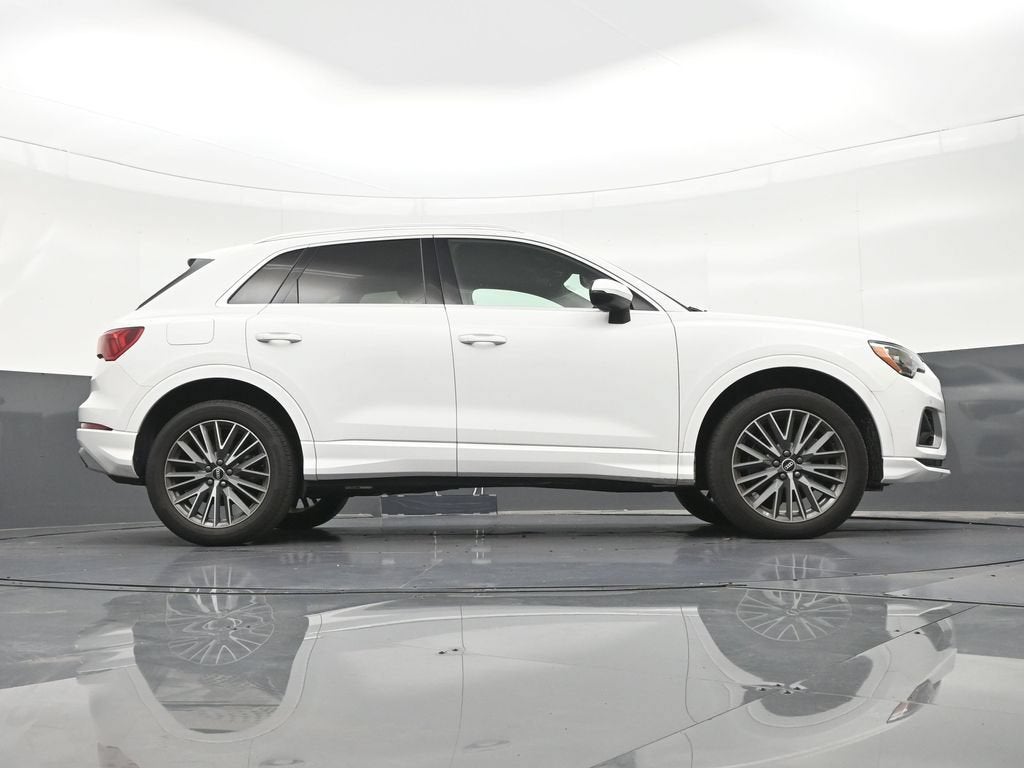 2022 Audi Q3 Premium 40 TFSI quattro Tiptronic