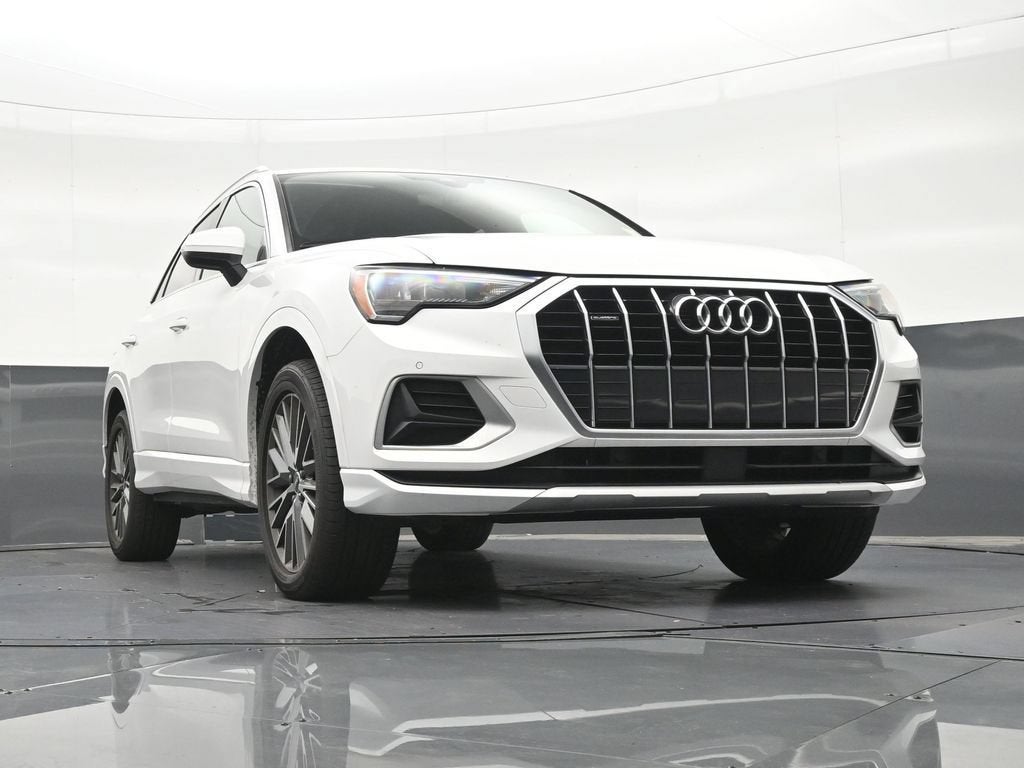 2022 Audi Q3 Premium 40 TFSI quattro Tiptronic