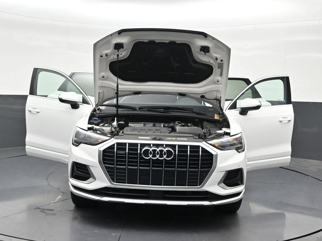 2022 Audi Q3 Premium 40 TFSI quattro Tiptronic
