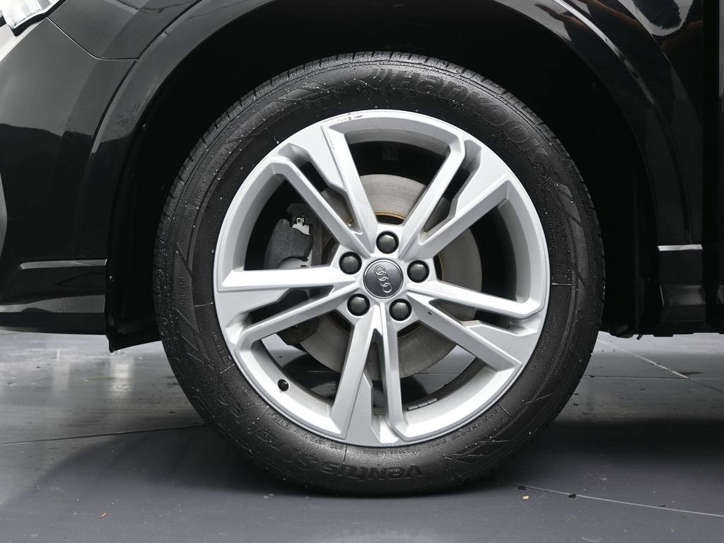 2019 Audi Q3 S line Premium Plus