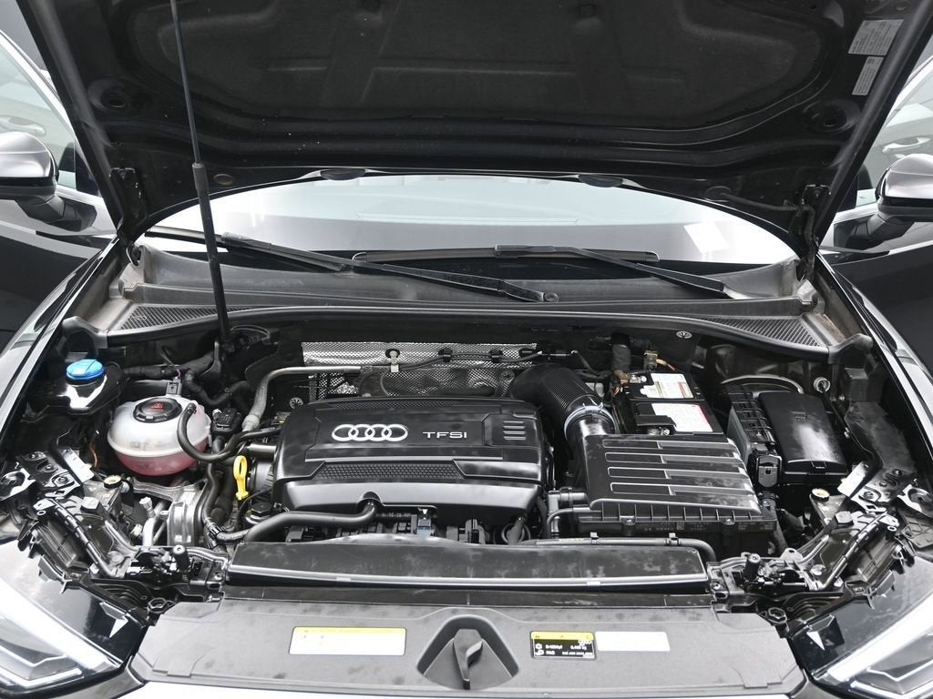 2019 Audi Q3 S line Premium Plus