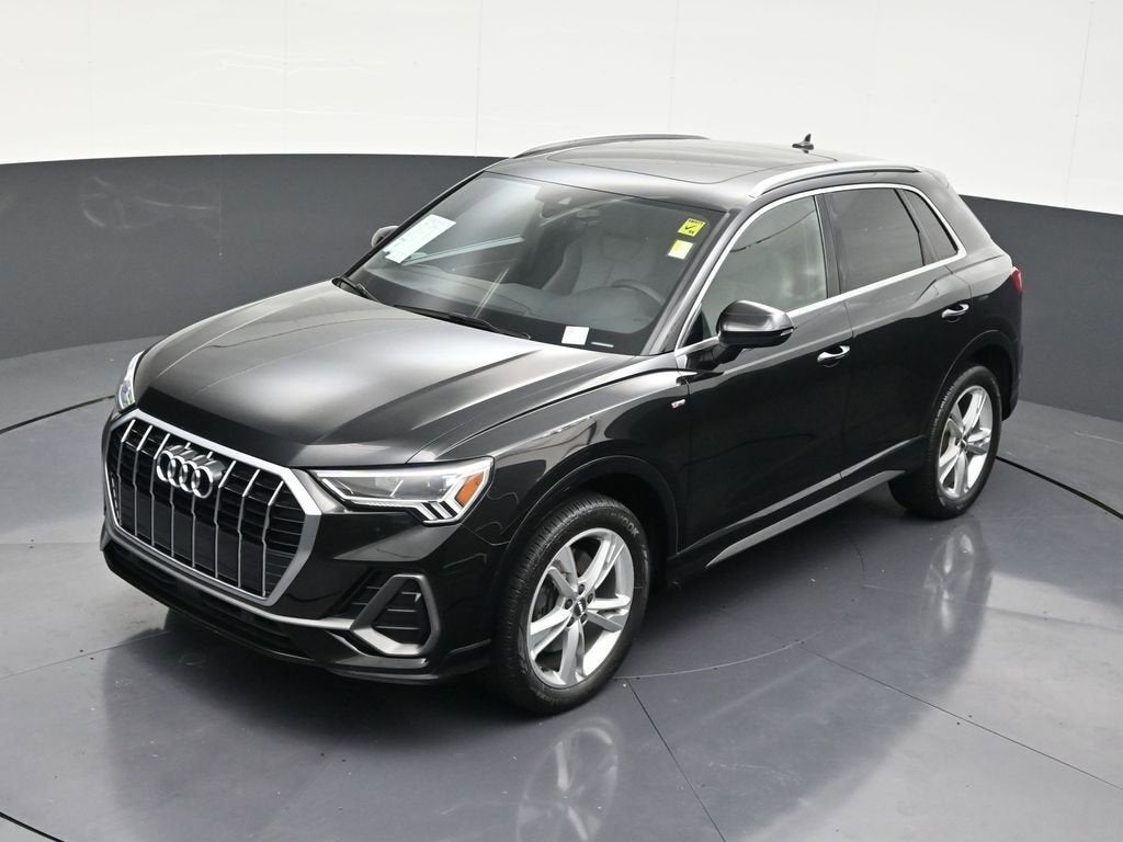 2019 Audi Q3 S line Premium Plus