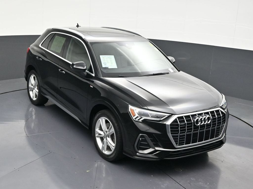 2019 Audi Q3 S line Premium Plus