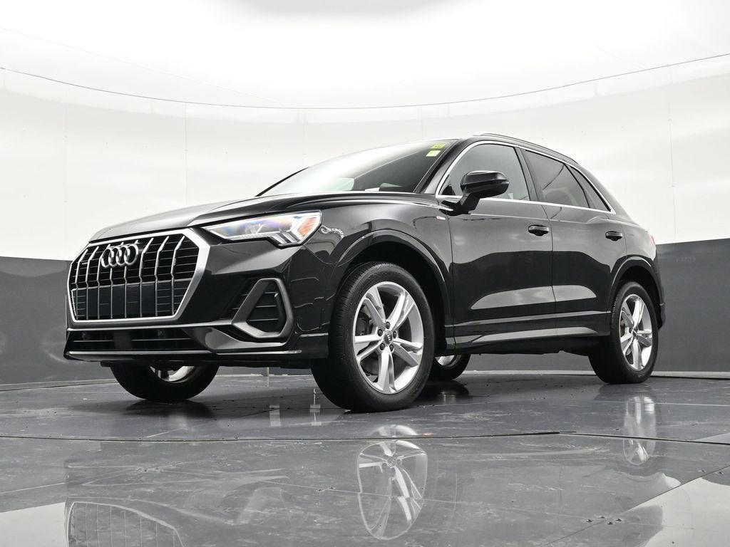 2019 Audi Q3 S line Premium Plus