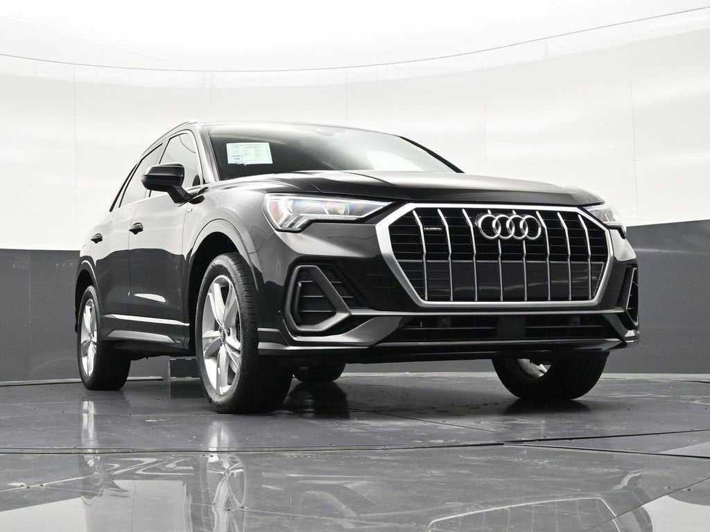 2019 Audi Q3 S line Premium Plus