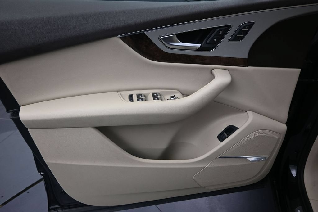 2018 Audi Q7 Premium Plus