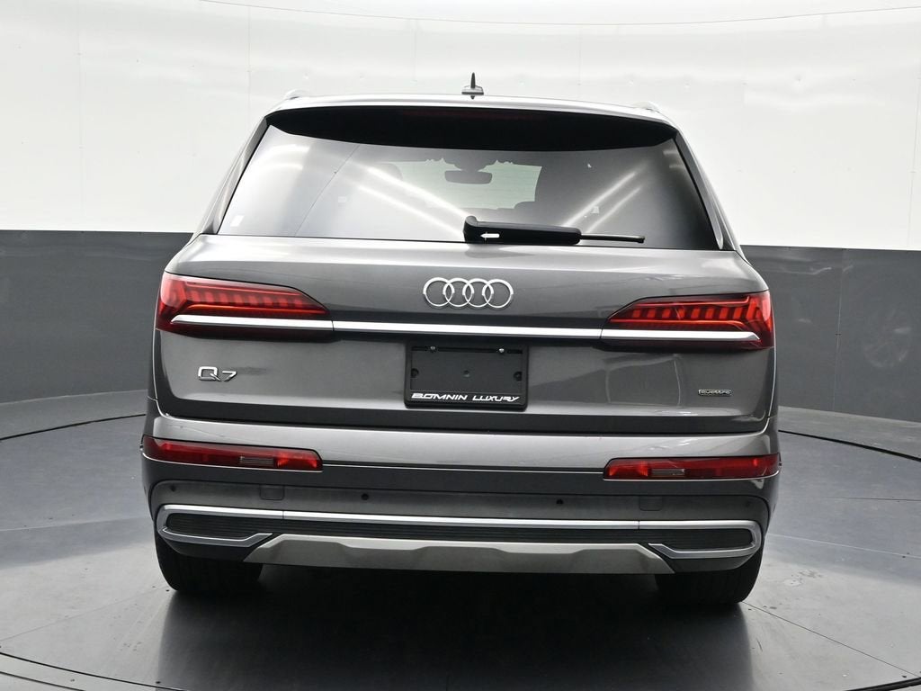 2021 Audi Q7 Premium Plus