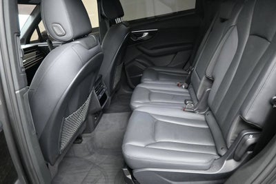 2023 Audi Q7 Premium Plus