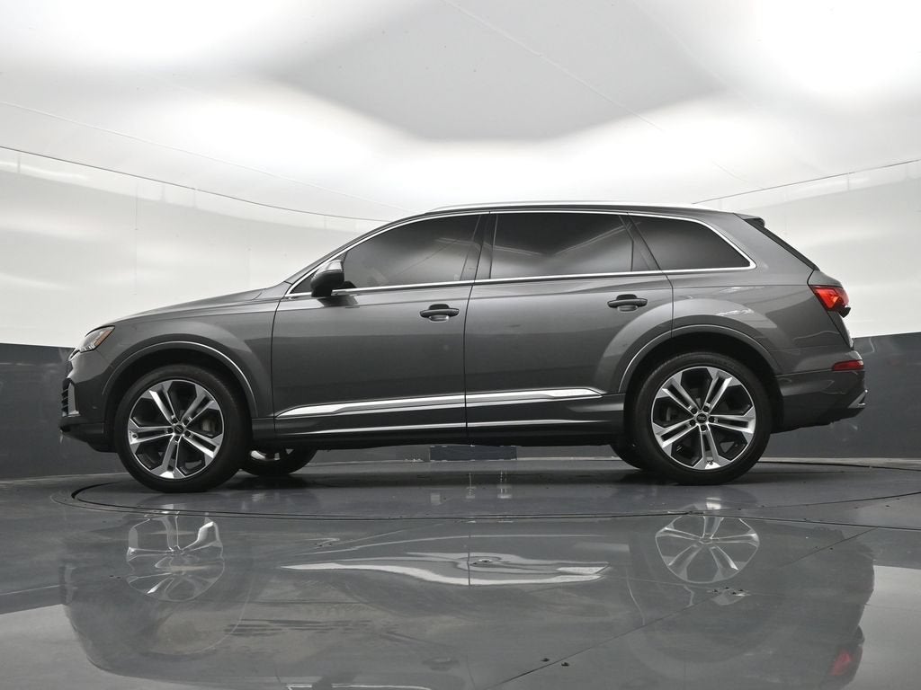 2023 Audi Q7 Premium Plus