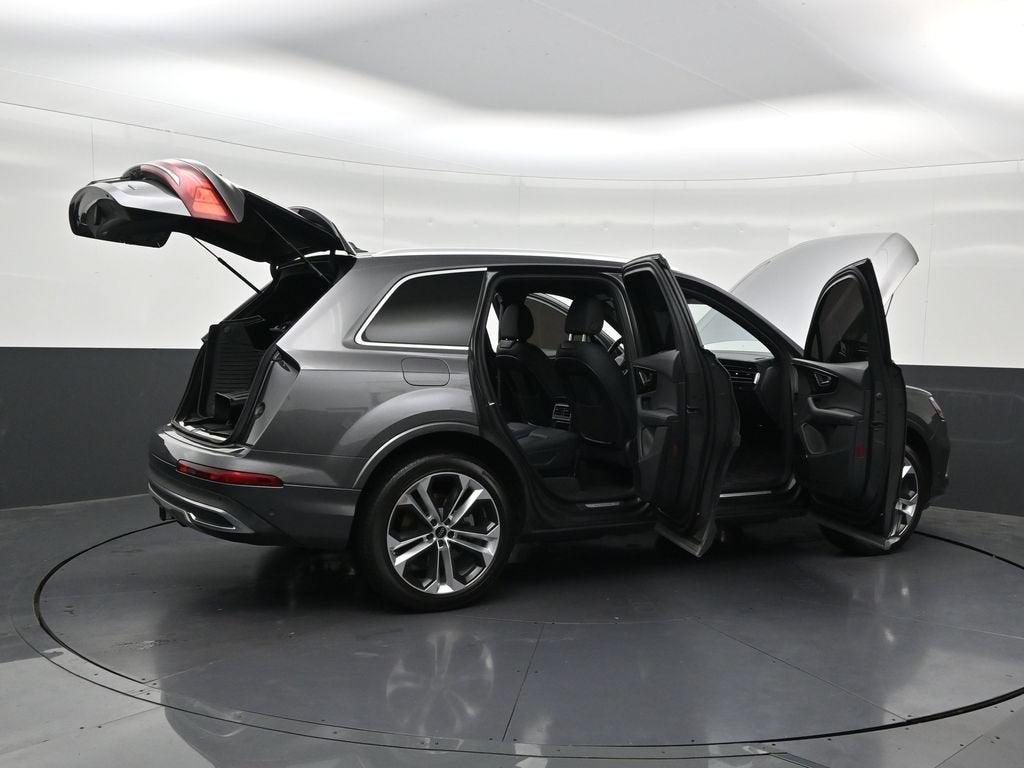 2023 Audi Q7 Premium Plus