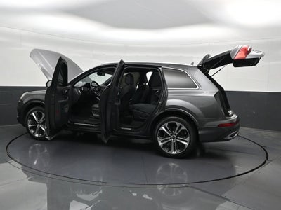2023 Audi Q7 Premium Plus