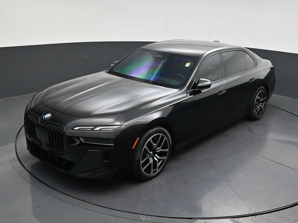 2025 BMW 7 Series 740i xDrive