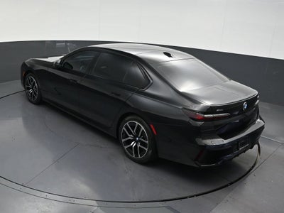 2025 BMW 7 Series 740i xDrive