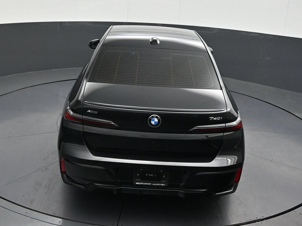2025 BMW 7 Series 740i xDrive