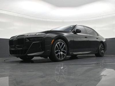 2025 BMW 7 Series 740i xDrive