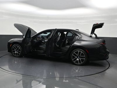 2025 BMW 7 Series 740i xDrive