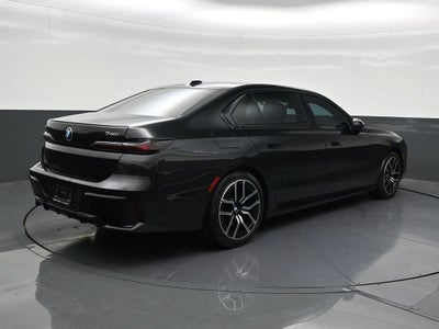 2025 BMW 7 Series 740i xDrive