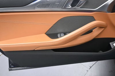 2025 BMW 8 Series M850i