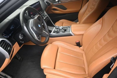 2025 BMW 8 Series M850i