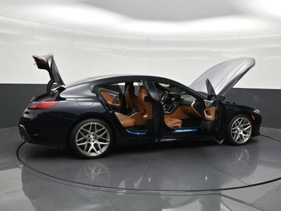 2025 BMW 8 Series M850i