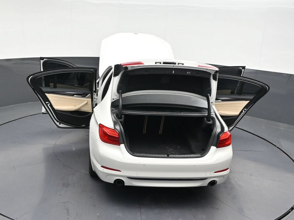 2019 BMW 5 Series 530i