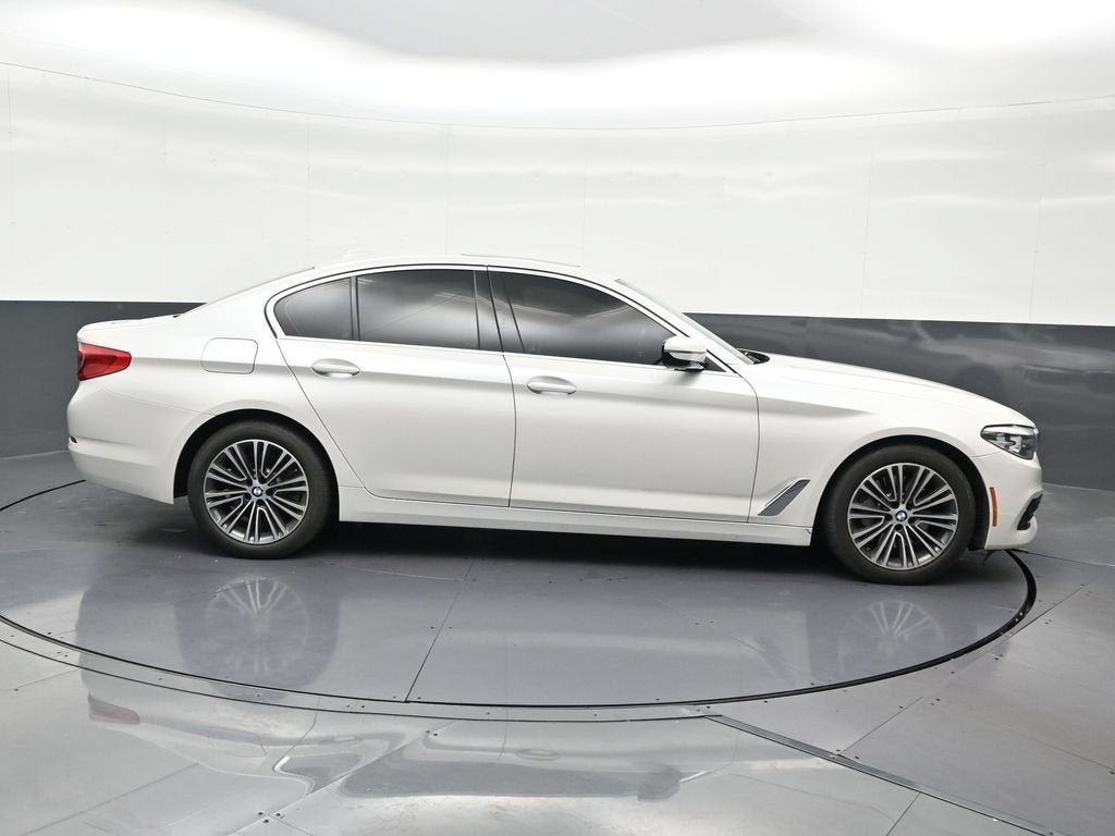 2019 BMW 5 Series 530i