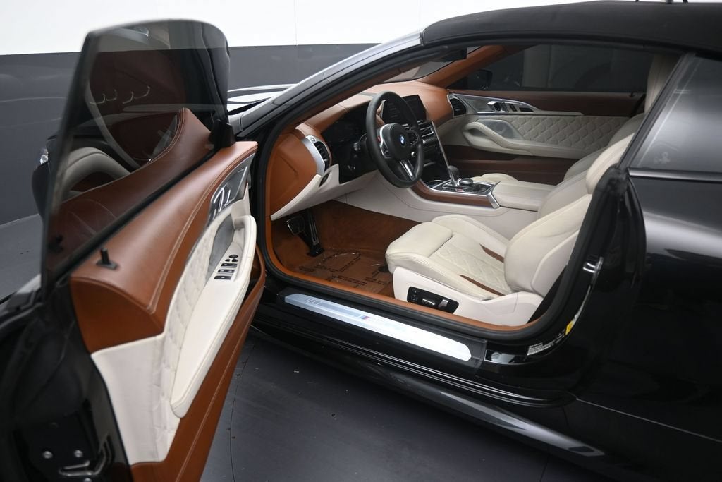 2020 BMW M8 2DR CONV