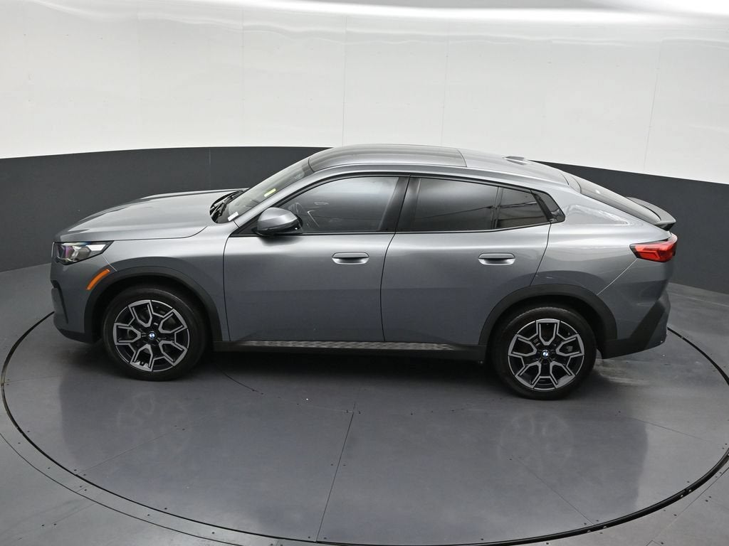 2025 BMW X2 xDrive28i