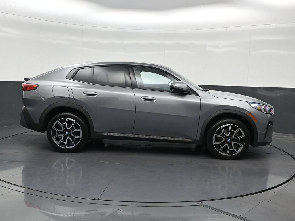 2025 BMW X2 xDrive28i
