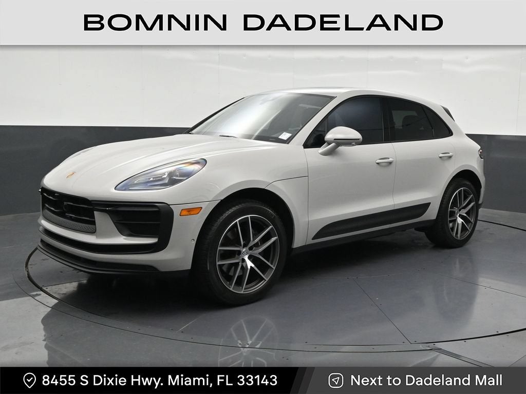 2023 Porsche Macan T