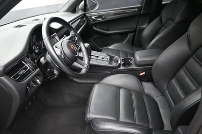 2023 Porsche Macan T