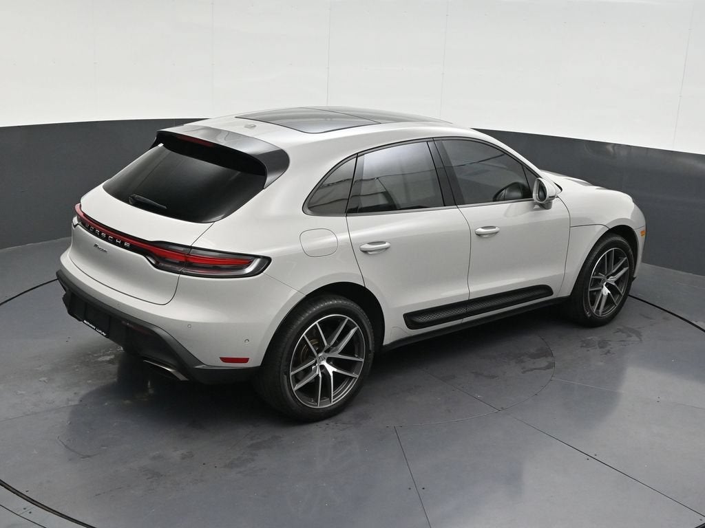 2023 Porsche Macan T