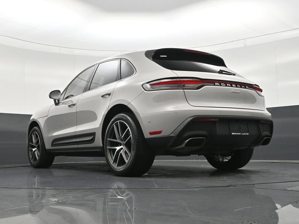 2023 Porsche Macan T