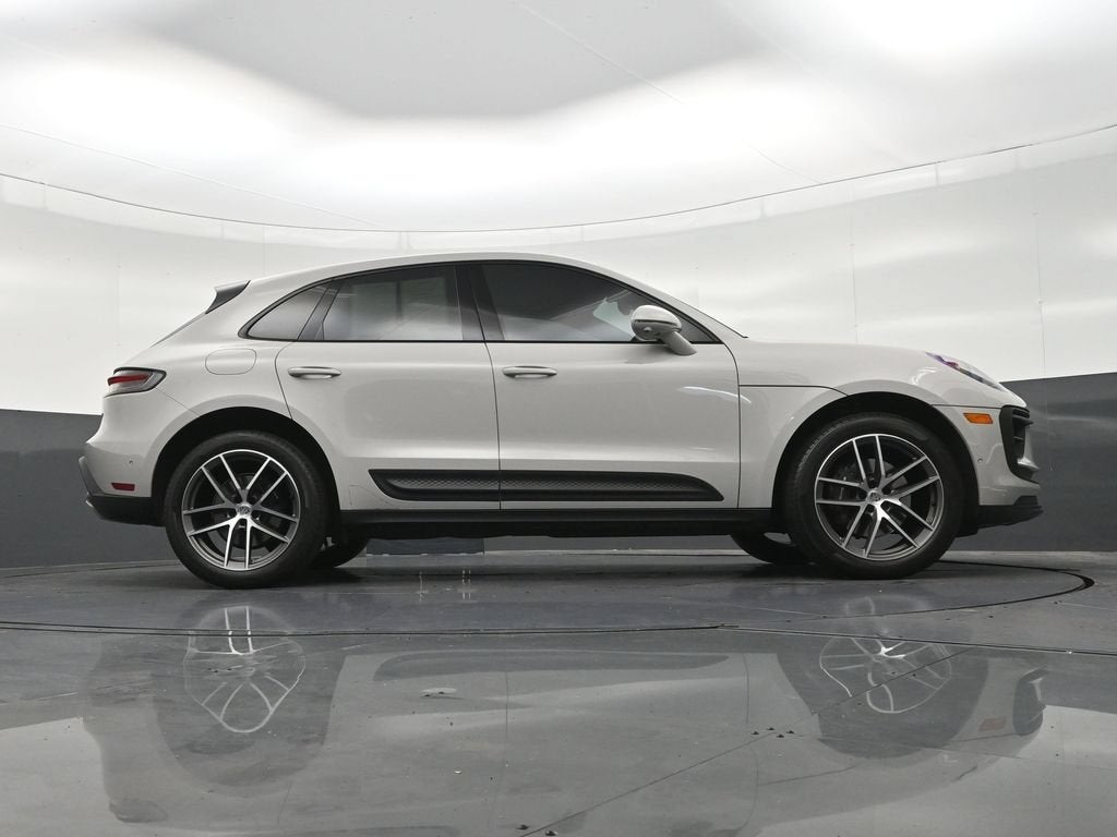 2023 Porsche Macan T