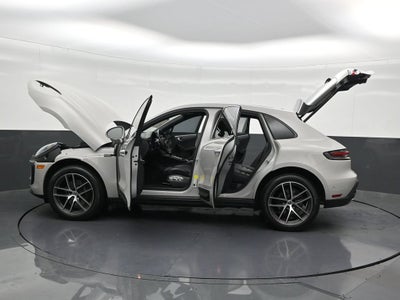 2023 Porsche Macan T