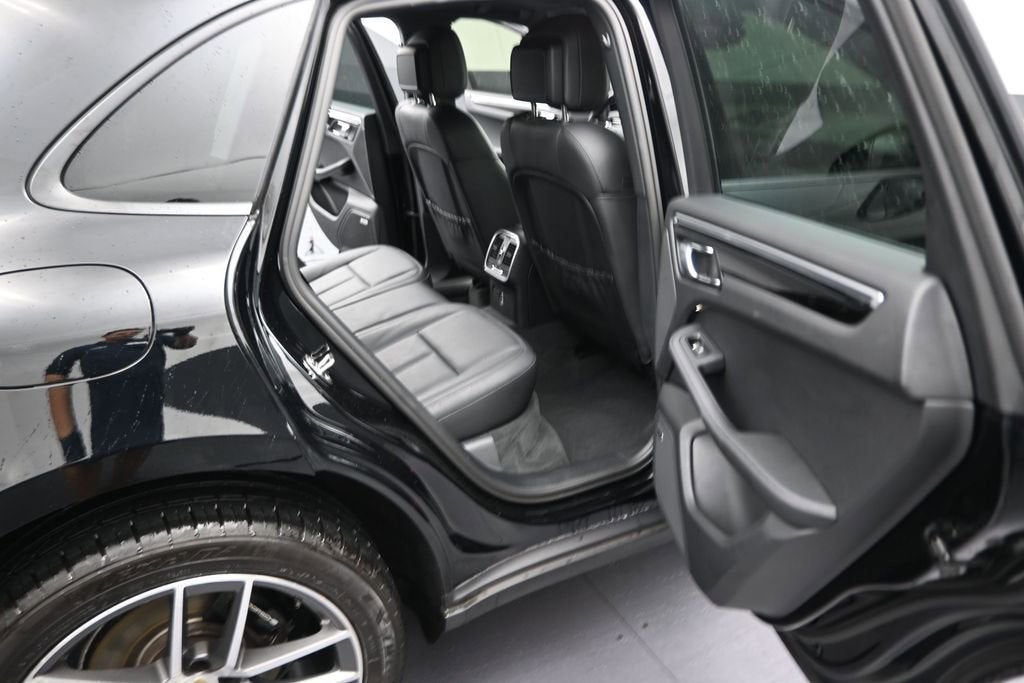 2022 Porsche Macan 4DR AWD