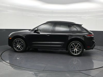 2022 Porsche Macan 4DR AWD