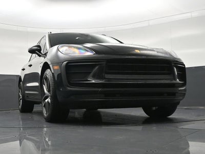 2022 Porsche Macan 4DR AWD