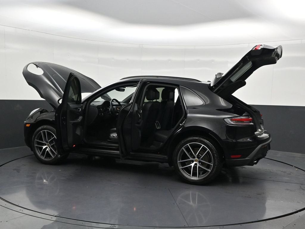 2022 Porsche Macan 4DR AWD
