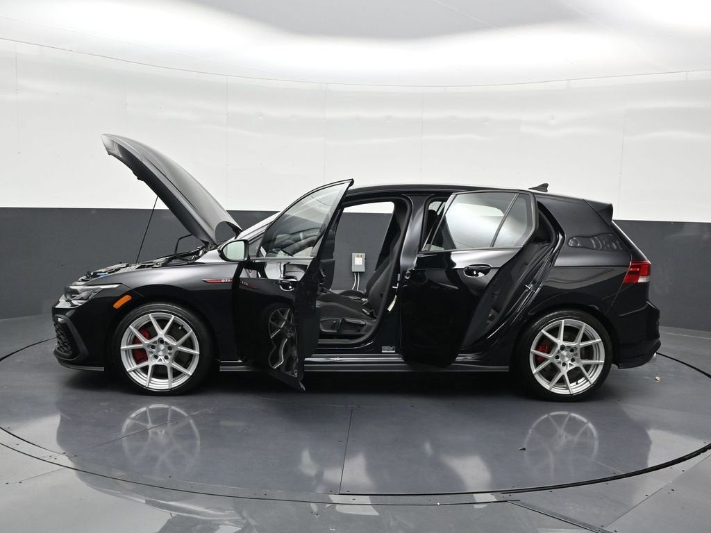 2022 Volkswagen Golf GTI S